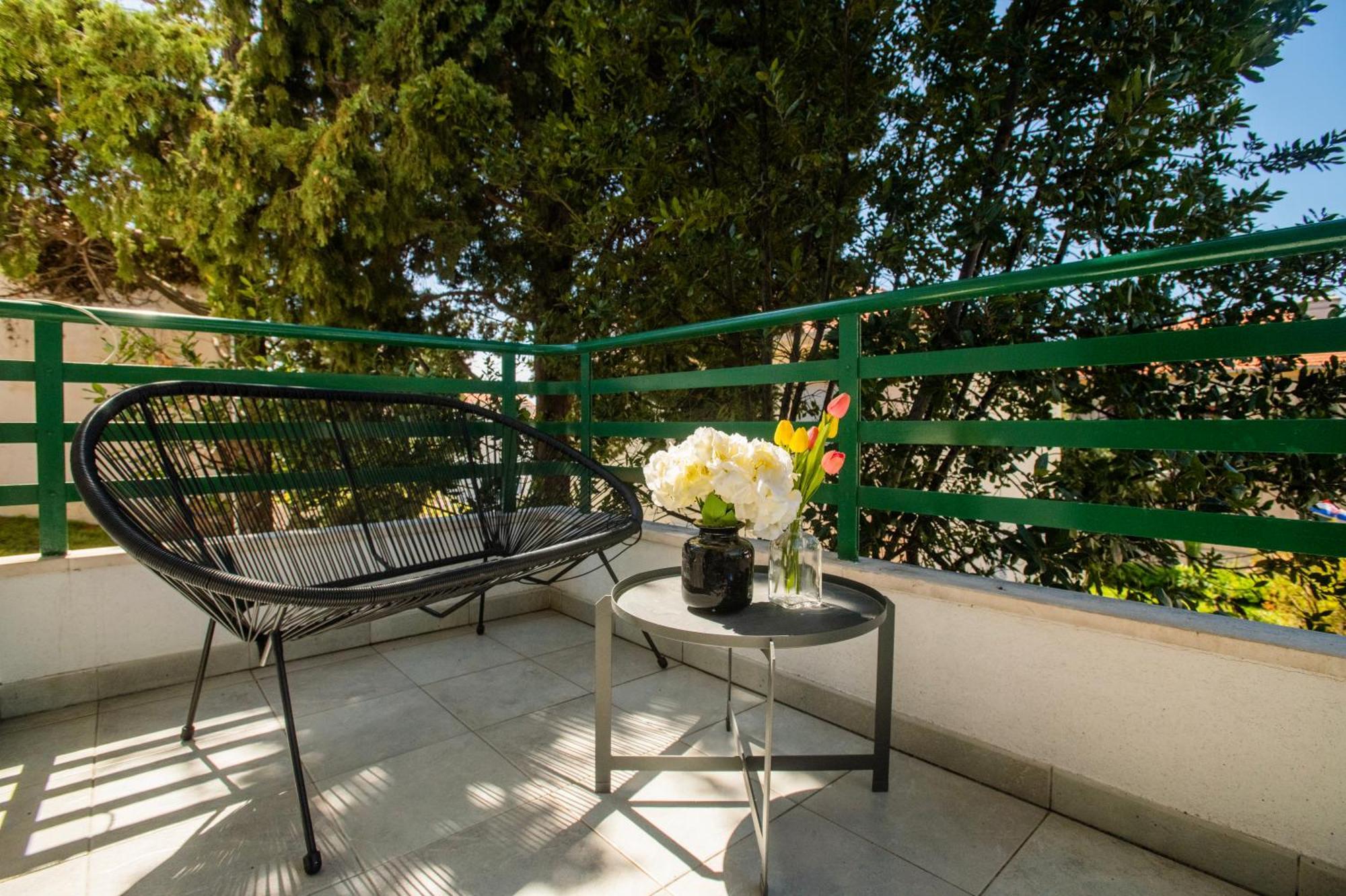 White House Luxury Suite Split Exterior photo